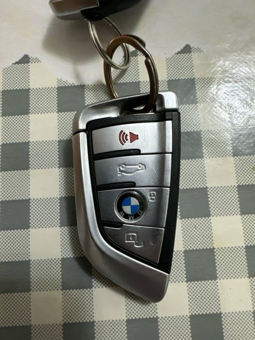Оригинальный ключ BMW X7(G11.G12.G70 2019+)без программирования