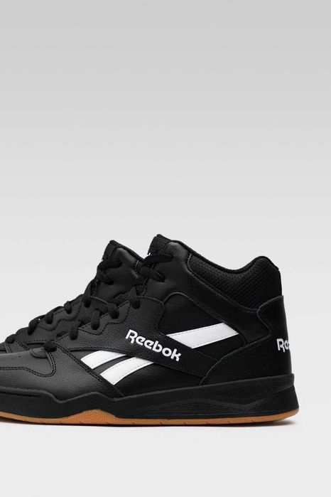vand Reebok barbati nr 45