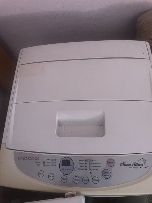 Masina de spalat rufe verticala, fara incalzire apă.