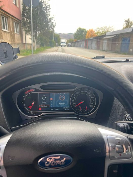 Ford mondeo mk 4