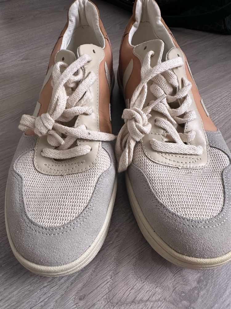 Nike React, Nike чехли, Vans Veja