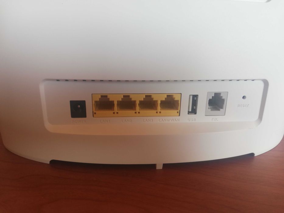 Huawei B525s-65a 4G рутер, работи с всички оператори