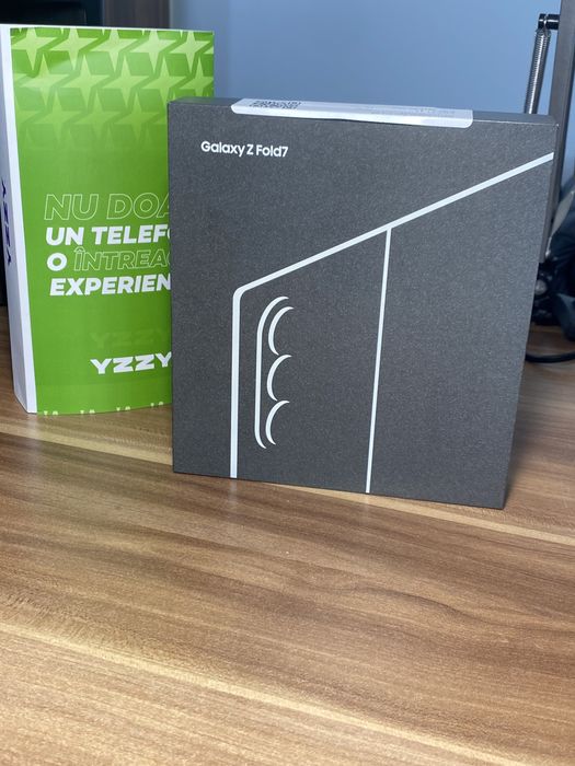 Samsung Galaxy Z Fold7 • 512 GB • Silver