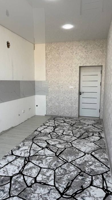 2 xonali kvartira sotiladi