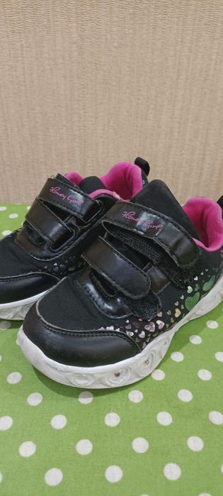 Обувь детская 26 размер цена за всё