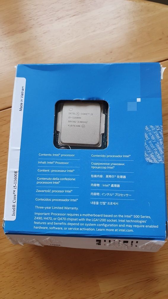 Vând procesor Intel Core i5-11600K
