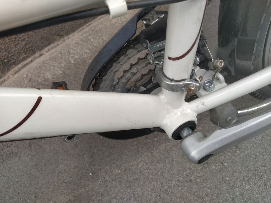 Продавам градско колело