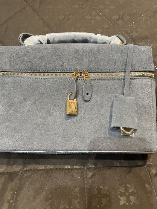 Продам натуральную замшевую сумочку