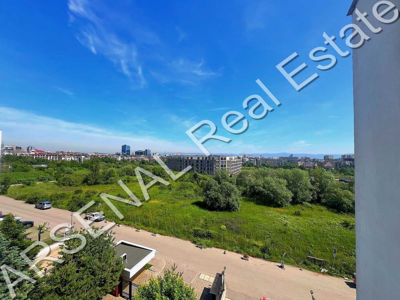 Дава се под наем Двустаен апартамент в София, Кръстова вада - 80 кв.м за 650 € - Снимка #8