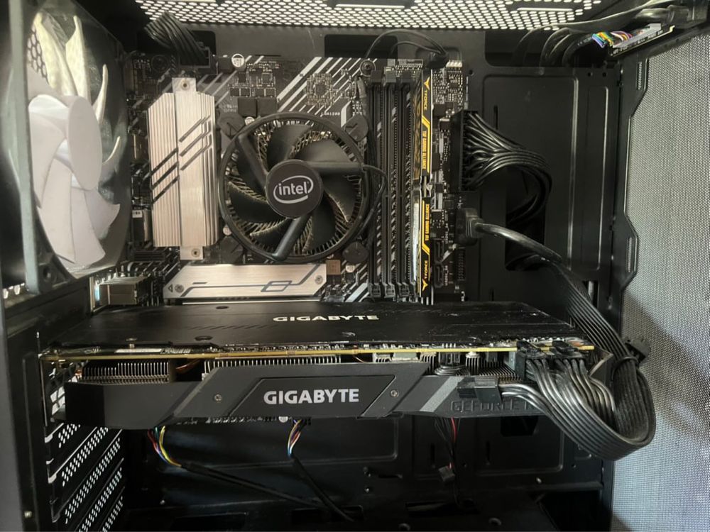 Intel I5-11400f, RTX 2070 8GB, 16 RAM