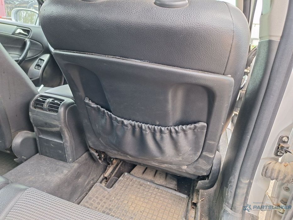 Scaun față, pasager MERCEDES-BENZ C-CLASS II W203 2005 C 220 CDI OM646 110KW|150HP 2005