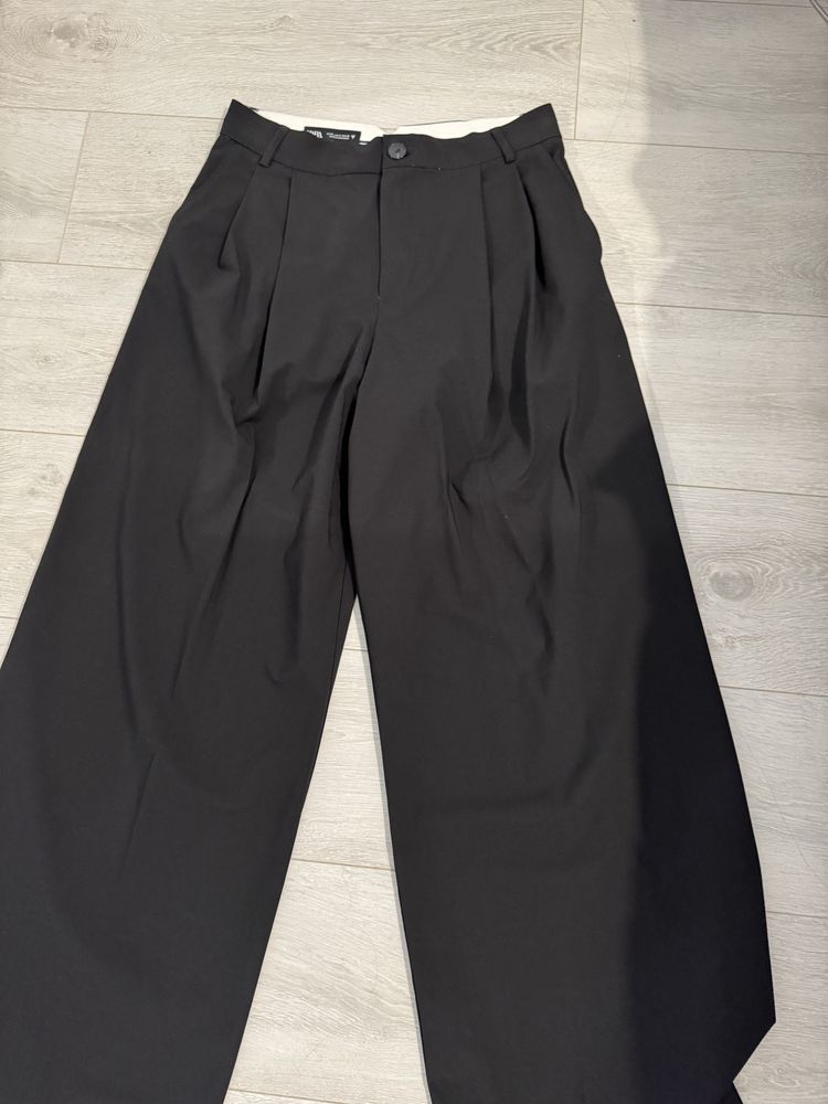 Черен панталон Wide Leg