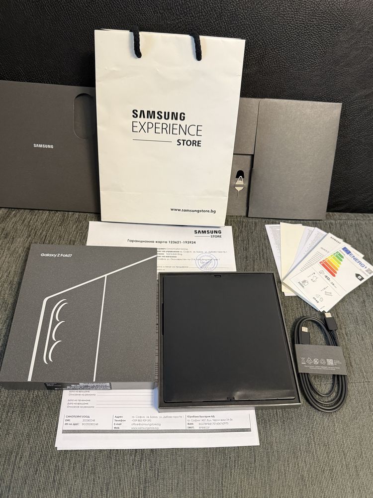 КАТО НОB 1TB Samsung Z Fold 7 Experience Store Гаранция 2027 Jetblack