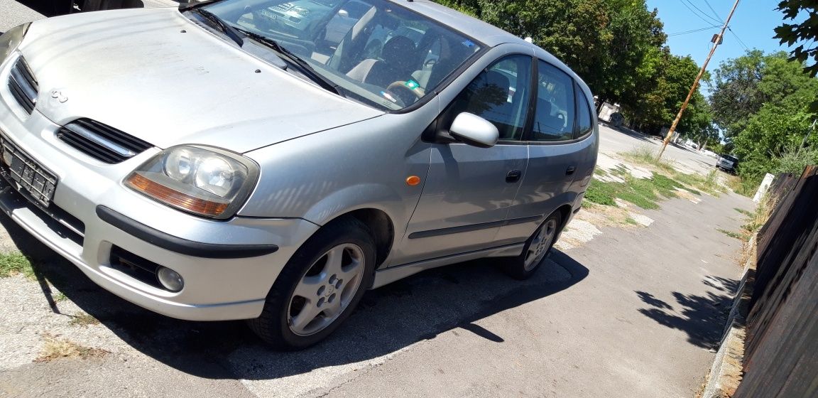 Nissan Almera Tino 2.2di