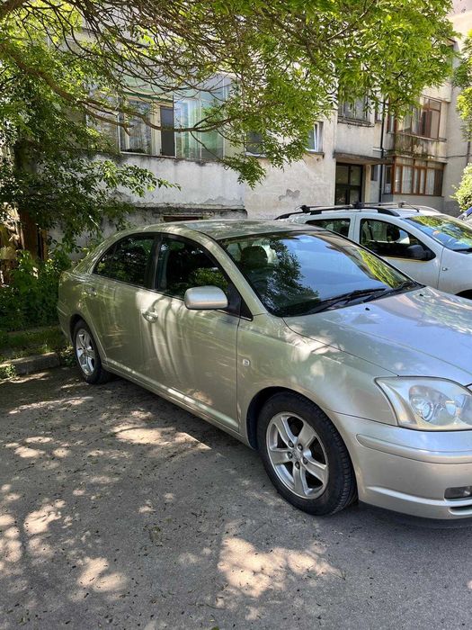 Тойота Авенсис 2.2 d4d