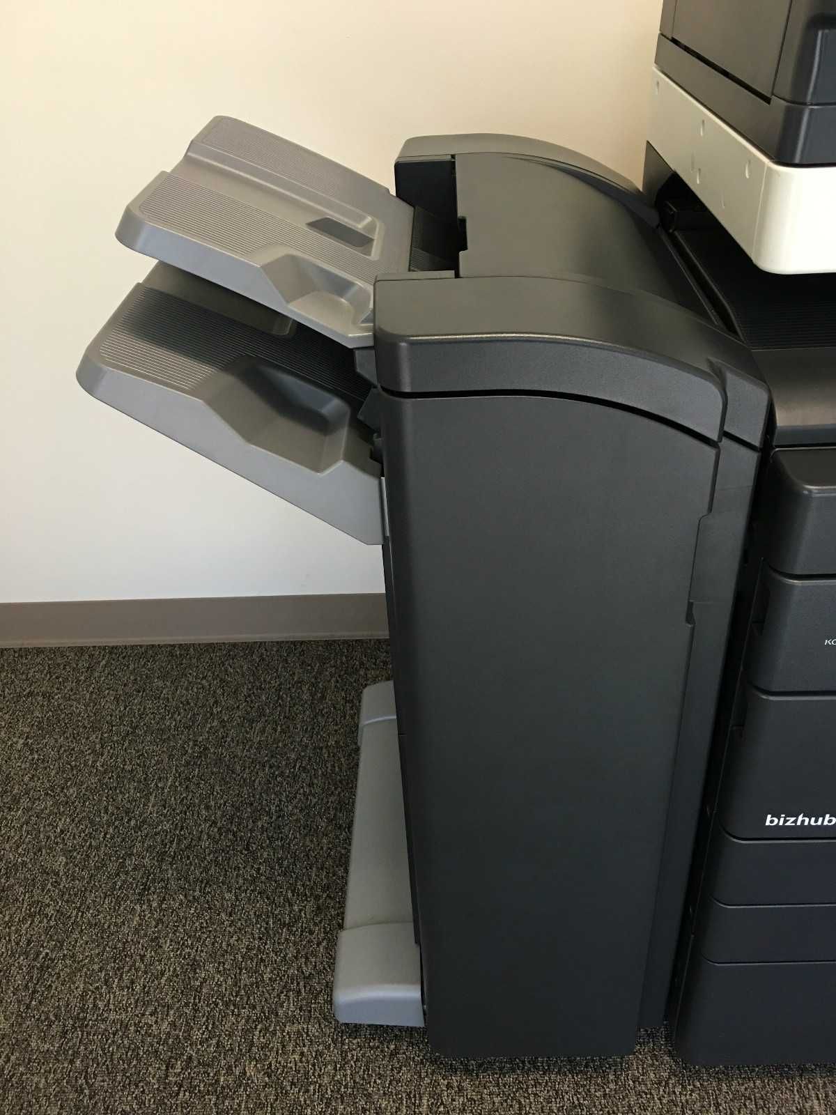Copiator Bizhub Konica Minolta C452 Color cu Finisher + Bizhub C352