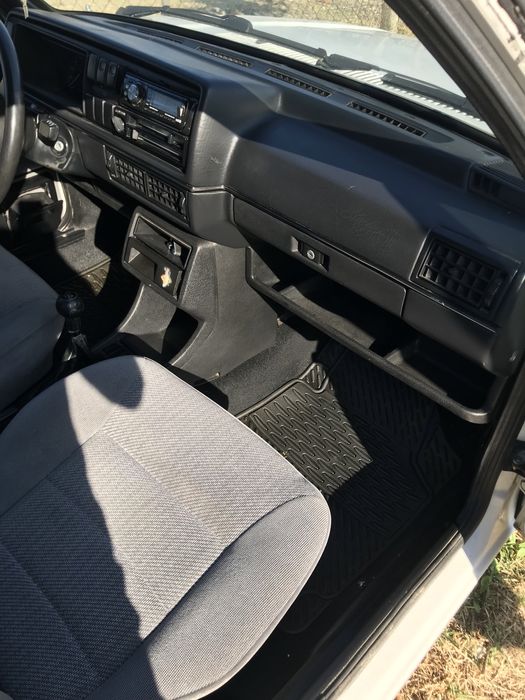 Голф2 в бензин и газ в перфектно сьстояние