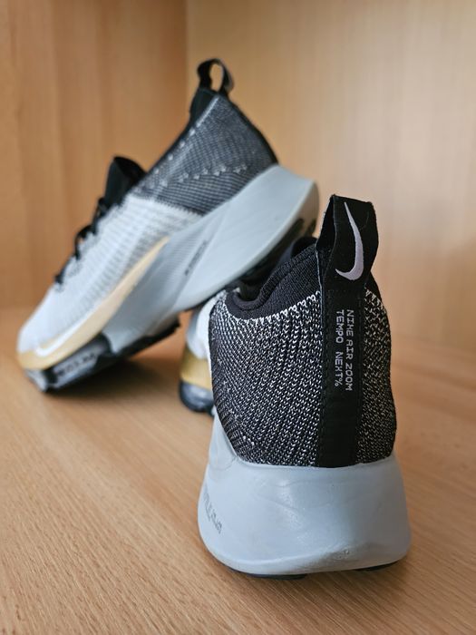 Спортни обувки Nike Air Zoom Tempo Next% AW21
