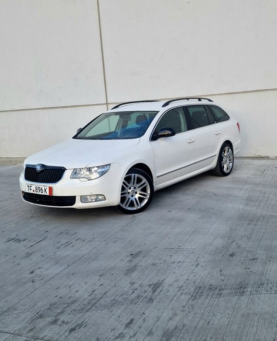 ###Skoda Superb 2011 DSG Recent Adusă ###