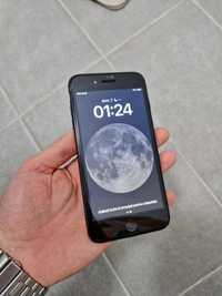 Iphone 8+ plus 64gb negru black
Telefonul es