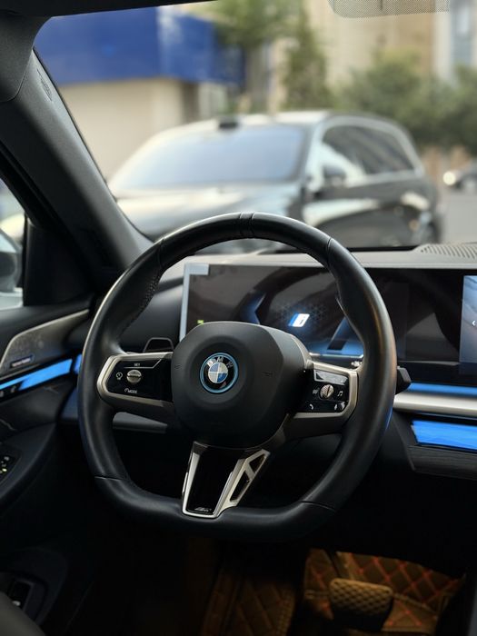 BMW I5 M 35 L Dop opciya 5.000 km
