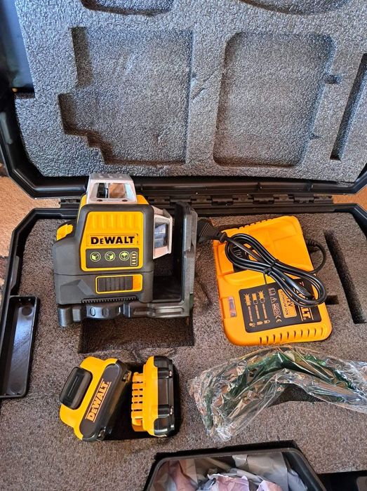 Лазерен Нивелир Dewalt 8V,12V