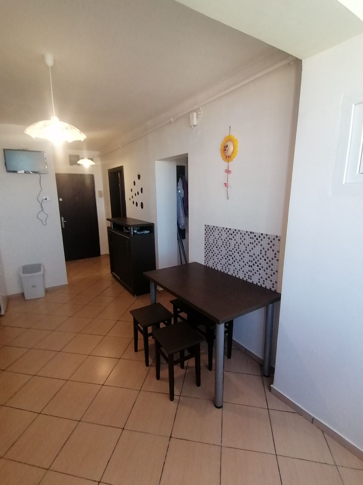 Particular închiriez apartament 2 camere mobilat zona B-dul Griviței