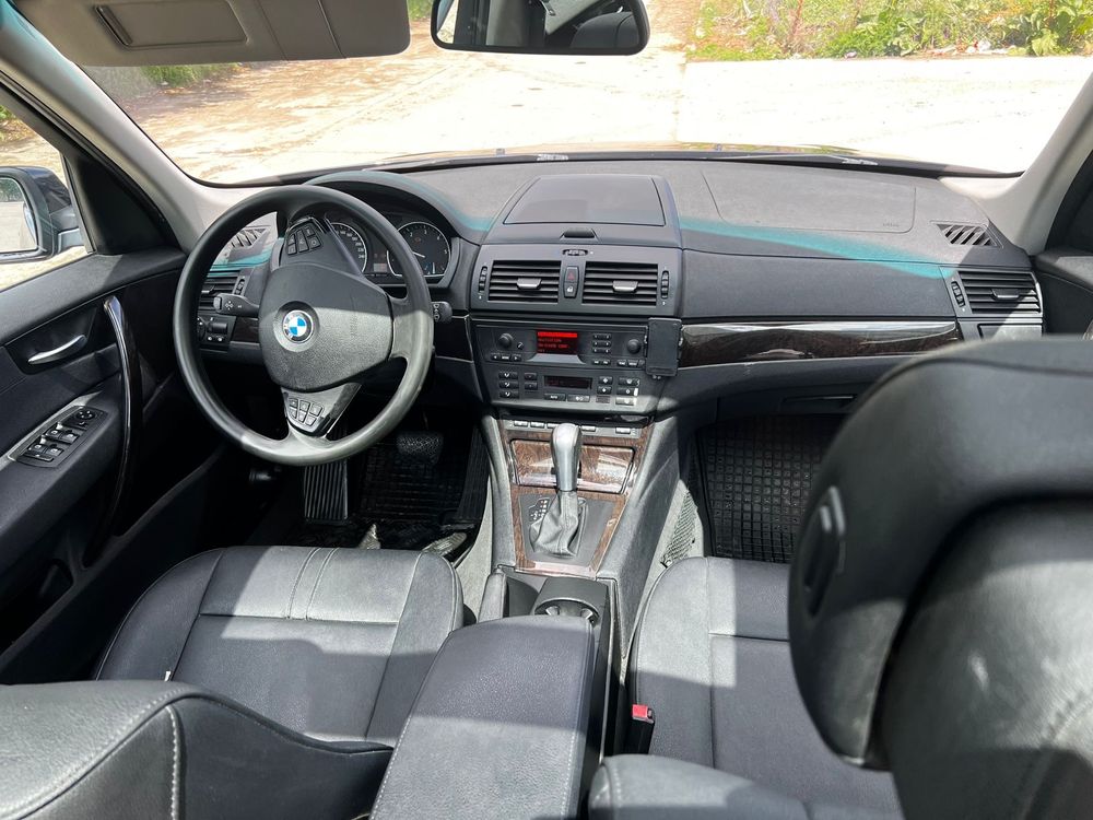 Bmw x3 facelift 2.0d Automat