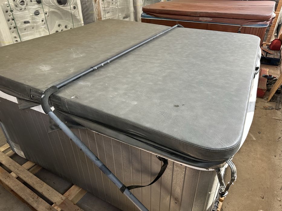 Джакузи градинско 6 места  LA SPAS