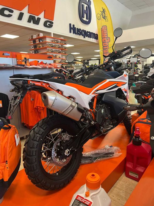 Motocicleta KTM 890 Adventure R '24