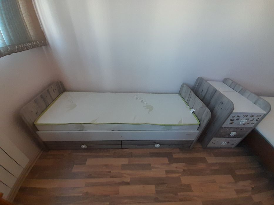 Бебешко трансформиращо легло.Отлично състояние.