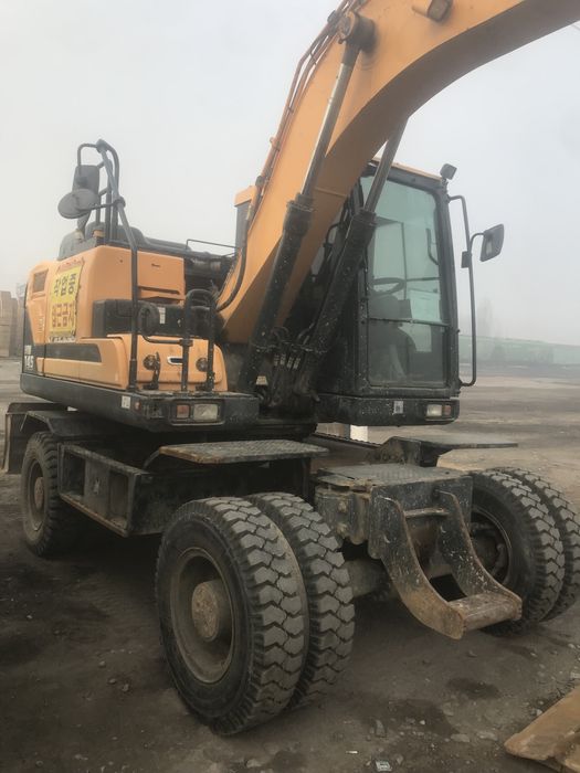 Ekskavator Hyundai HW145 Yili2018