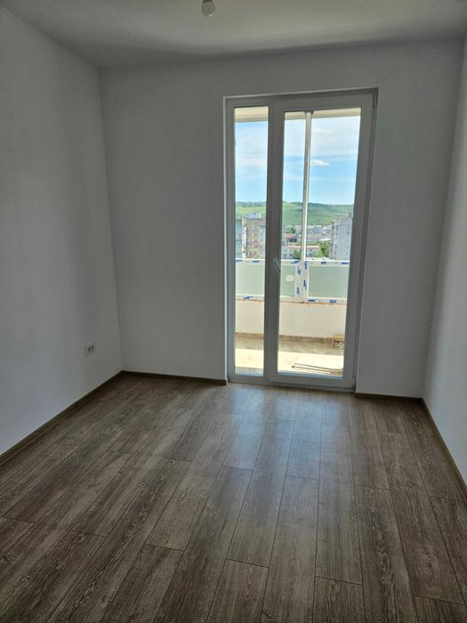 Persoana fizica vand Apartament 49Mp 1700euro Mp!