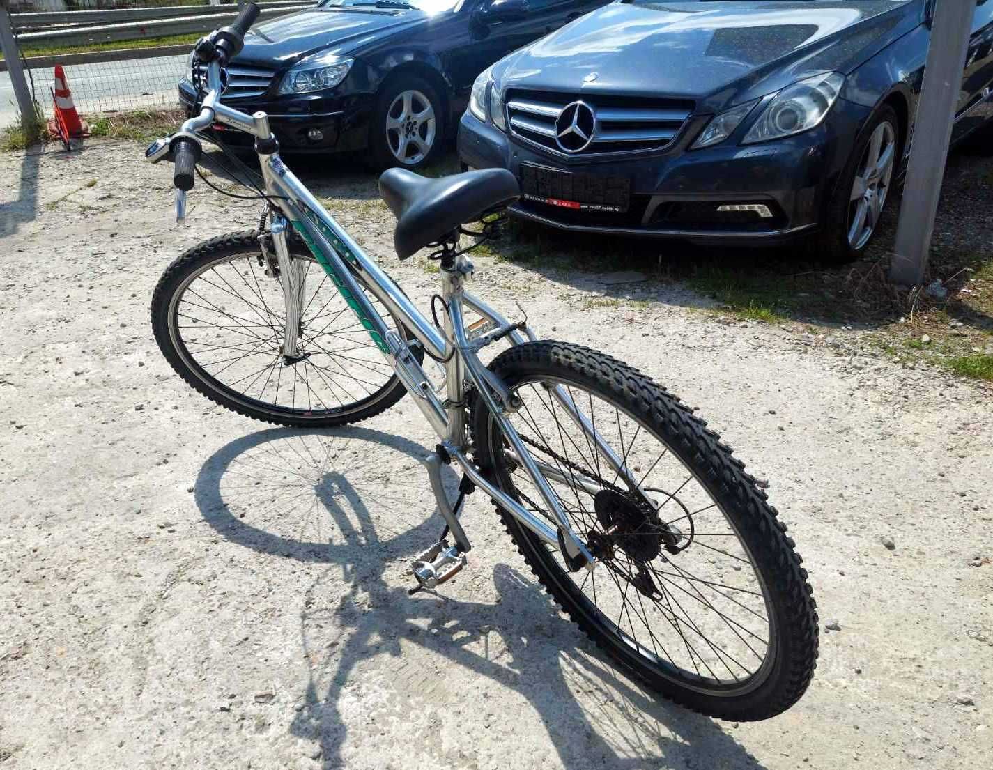 Велосипед/колело, 26 цола, алуминиева рамка, тегло:14,5кг.