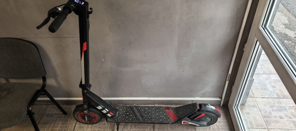 Trotineta Electrica Aprilia eSR2 EVO_10 inch_DEFECTIUNE MOTOR - EROARE