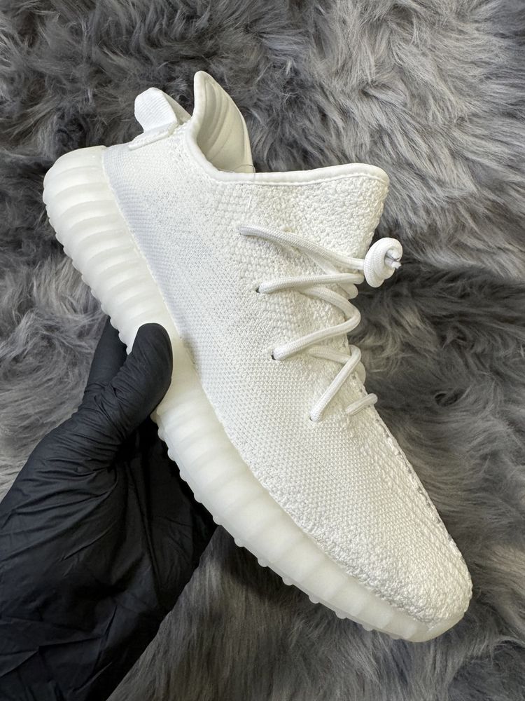 36-46 Yeezy 350 v2 Cream