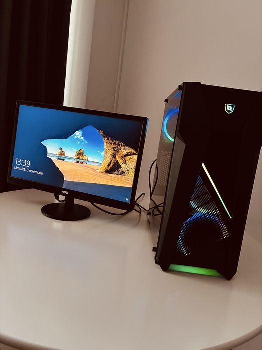 SISTEM Gaming , Monitor + Unitate , IMPECABIL