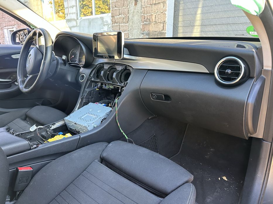 Dezmembrez Mercedes C180D, W205, 1.6D 626951, R9M