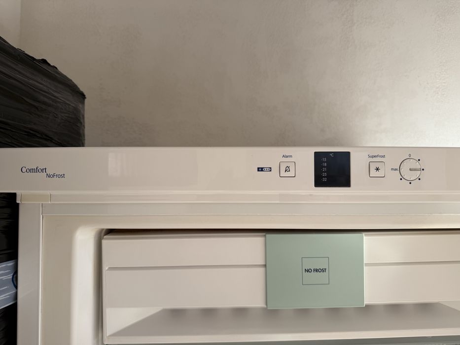Vând congelator Liebherr