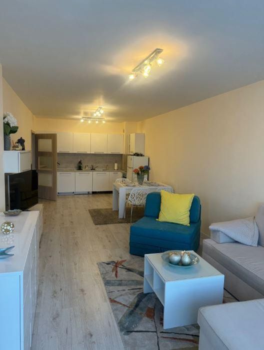 Двустаен апартамент, под наем, кв. Аспарухово