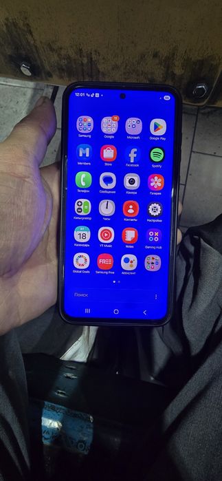 Продам А35 хорошая состояние 60000ысяча документы коробка есть