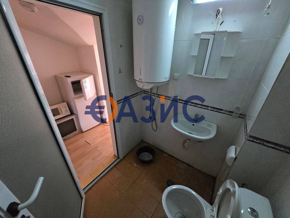 Продава се Двустаен апартамент в к.к. Слънчев бряг - 60 кв.м за 917 €/кв.м - Снимка #6