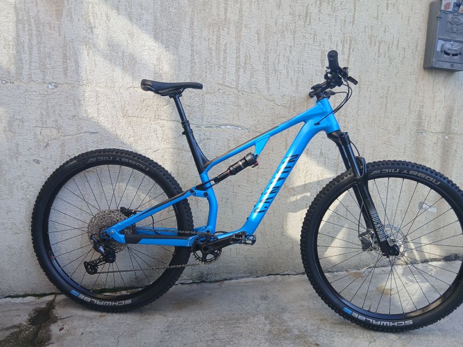 Full Suspension Canyon 29er an 2023