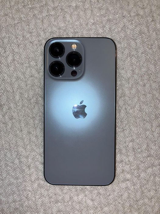 Iphone 13 pro Sierra Blue
