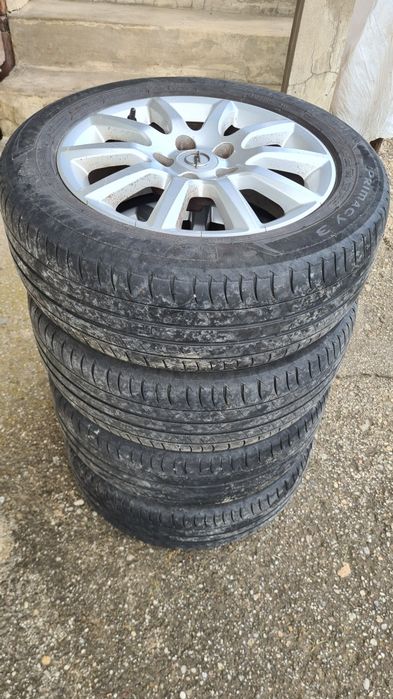 Vând jante aliaj Opel Astra H cu anvelope de vara
