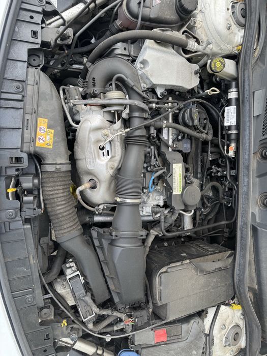 Fata completa mercedes gla x156 facelift 2017-2020 bara capota