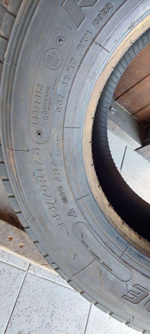 245/70 R17,5 Bridgestone R-Trailer ca și nou dot 2022