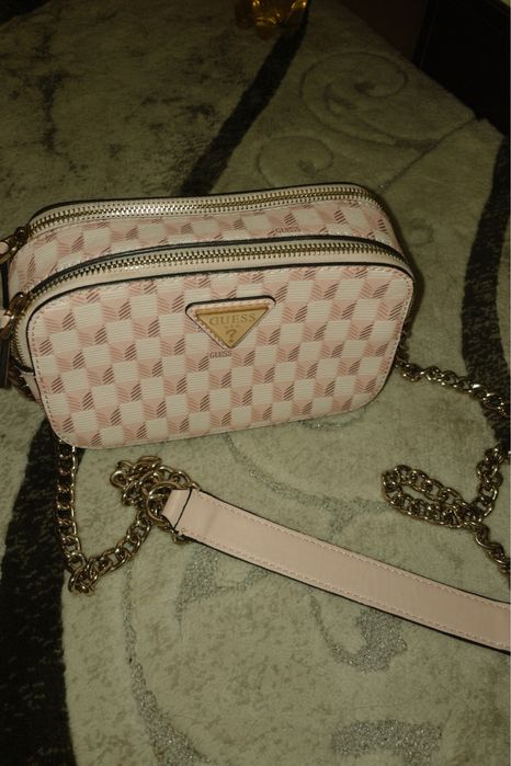 Сумка от Guess ориг