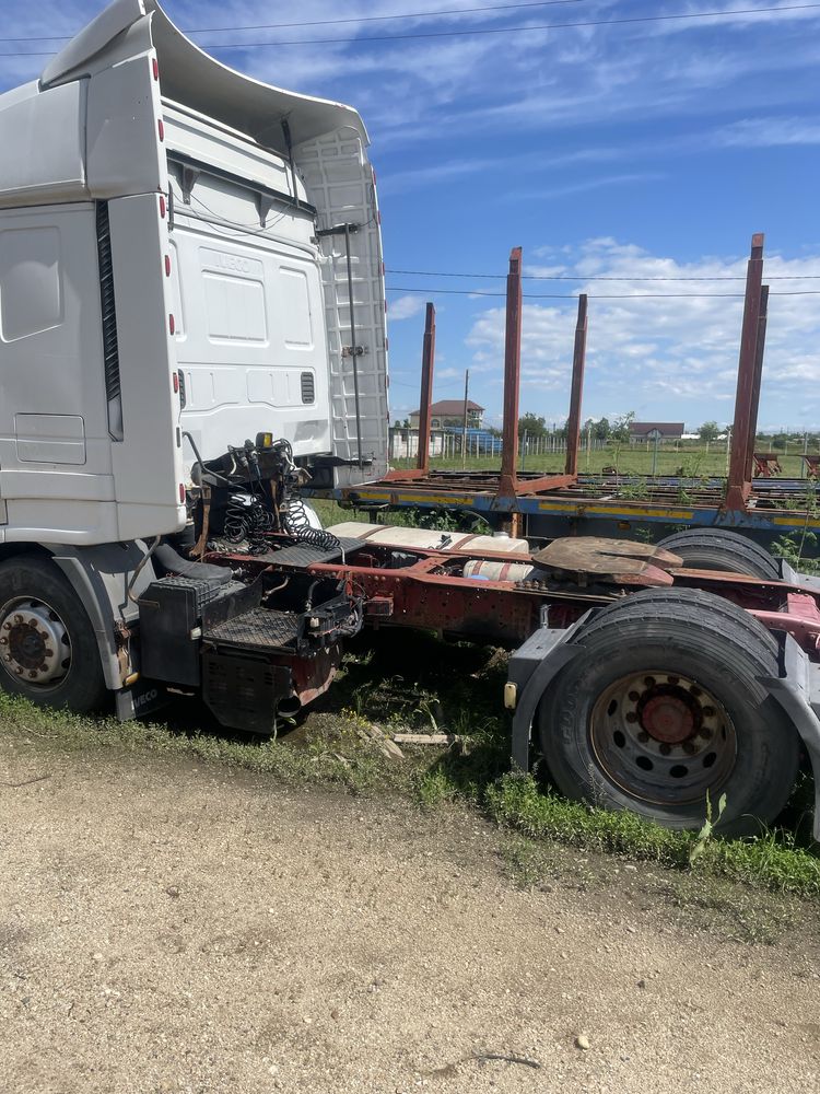 Vand cap tractor si dezmembari