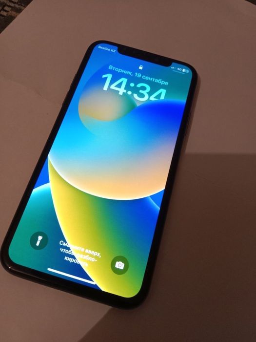 Обменяю айфон х на модель выше или ниже